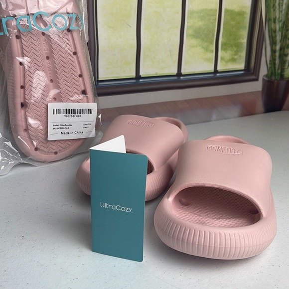 UltraCozy Comfort Slide Sandals - Picture 1 of 4